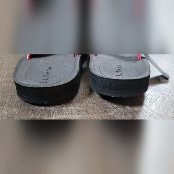 L.L. Bean Maine Isle Flip Flop Women's 10 Black, Red & White Striped Sandals NWT - Picture 6 of 9